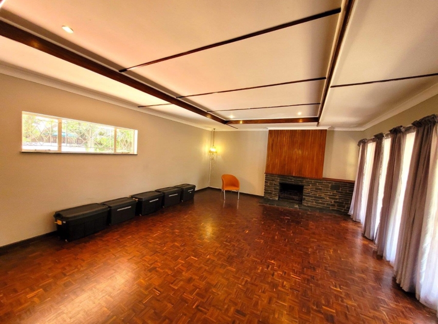 5 Bedroom Property for Sale in Dan Pienaar Free State